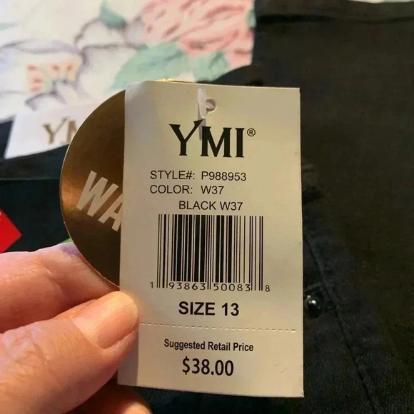 Curvy Fut Skinny Women’s Jeans Size 13 - Picture 7 of 7